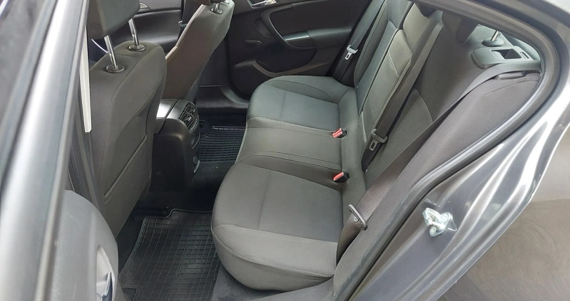 Opel Insignia cena 24900 przebieg: 157000, rok produkcji 2010 z Tuchola małe 301